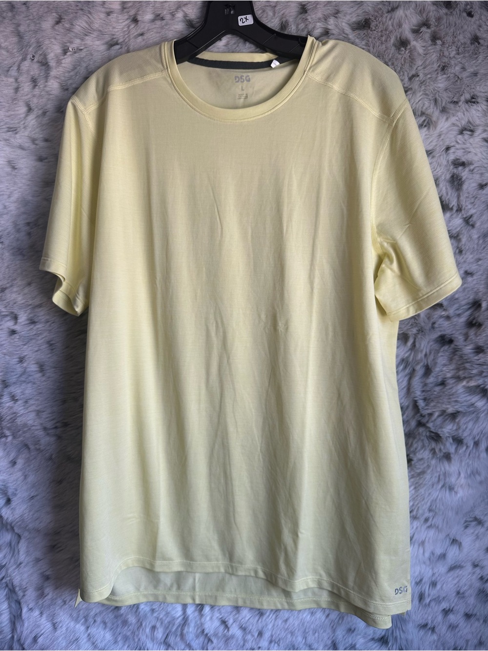 53.  DSG men’s large tshirt nwt